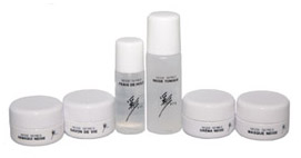 ��b���ϕi�@�ʁ@�l�[�W���V���[�Y�@�~�j�Z�b�g!